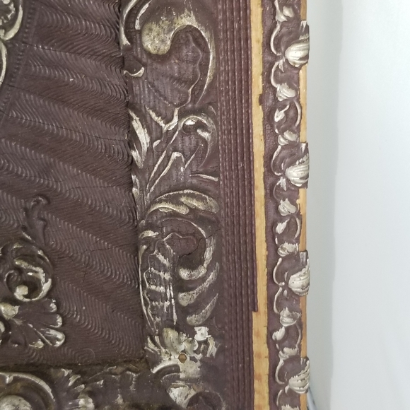 Very Vintage Pictures Frame - Picture 8 of 13